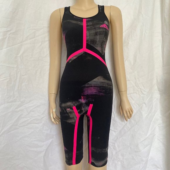 adidas Women's ADIZERO XVIII Freestyle Closed Back COMPETITION SWIMSUIT FS CB W